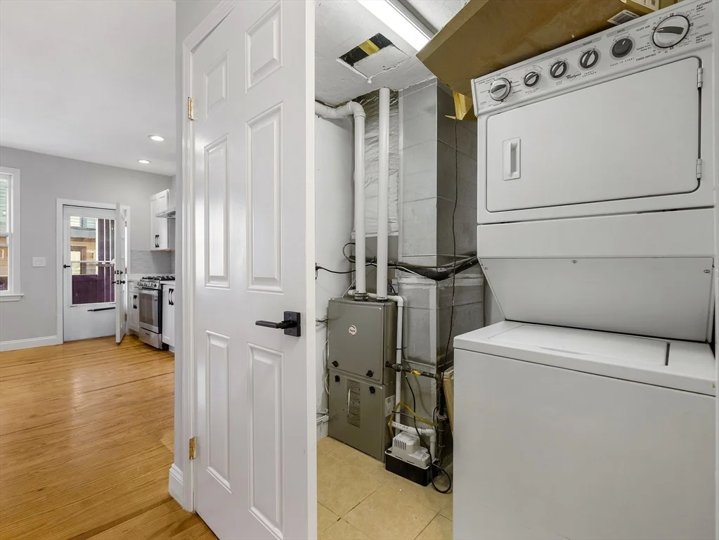4 bed, 1 bath apartment for rent at 131A Cottage St Unit 2A, East Boston — photo 5 of 16