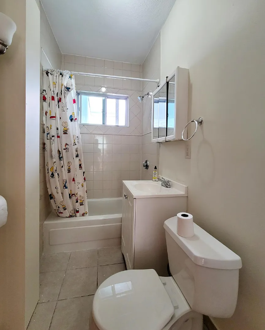 2 bed, 1 bath apartment for rent at 132 1/2 Oxford St Unit 6, Baldwin — photo 9 of 9