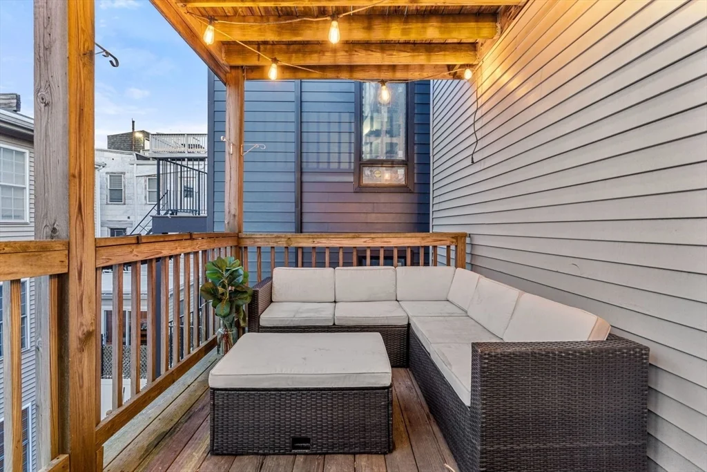 2 bed, 1 bath apartment for rent at 132 8th St Unit 2, South Boston — photo 13 of 22