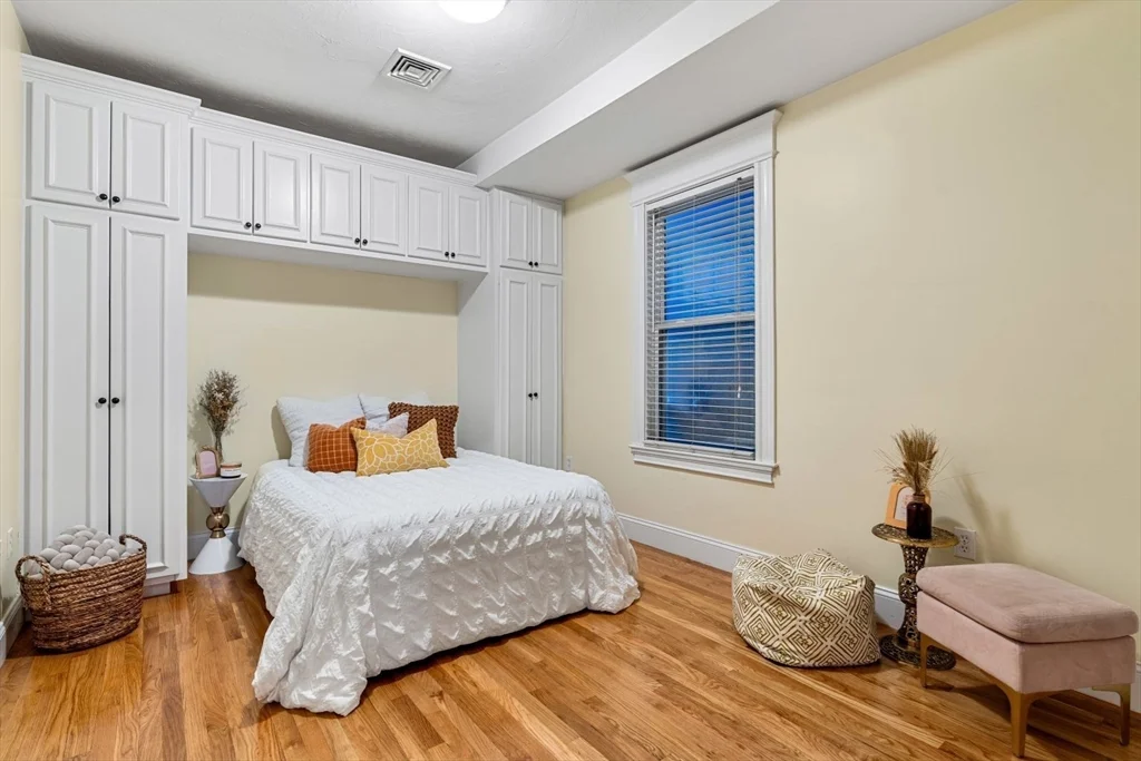 2 bed, 1 bath apartment for rent at 132 8th St Unit 2, South Boston — photo 14 of 22