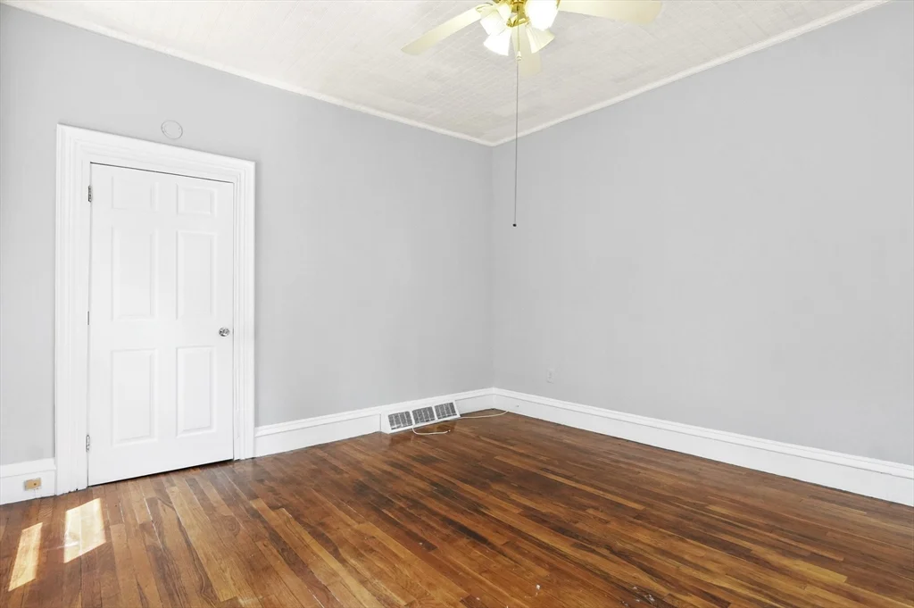 2 bed, 1 bath apartment for rent at 132 Bartlett Unit 132, Lowell — photo 16 of 24