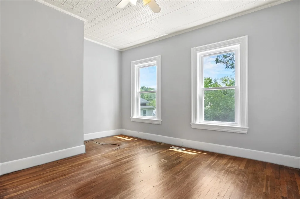 2 bed, 1 bath apartment for rent at 132 Bartlett Unit 132, Lowell — photo 17 of 24