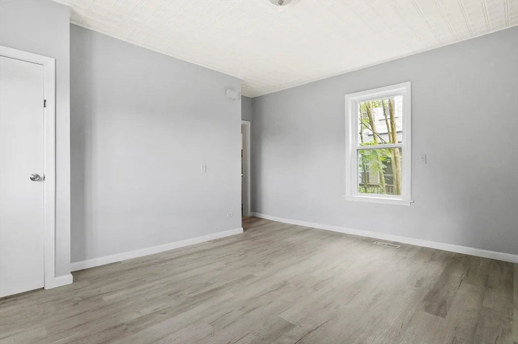 2 bed, 1 bath apartment for rent at 132 Bartlett Unit 132, Lowell — photo 8 of 24