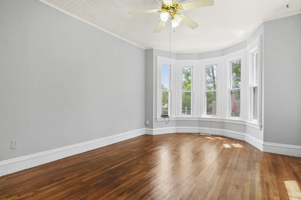 2 bed, 1 bath apartment for rent at 132 Bartlett Unit 132, Lowell — photo 12 of 24