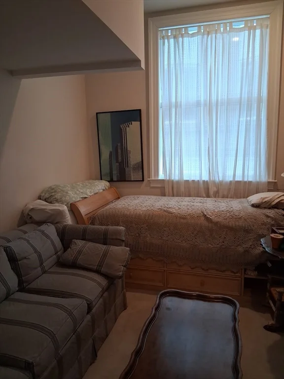 3 bed, 2 bath apartment for rent at 132 Boylston Unit 6, Back Bay — photo 7 of 10