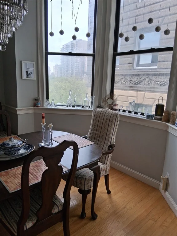 3 bed, 2 bath apartment for rent at 132 Boylston Unit 6, Back Bay — photo 3 of 10
