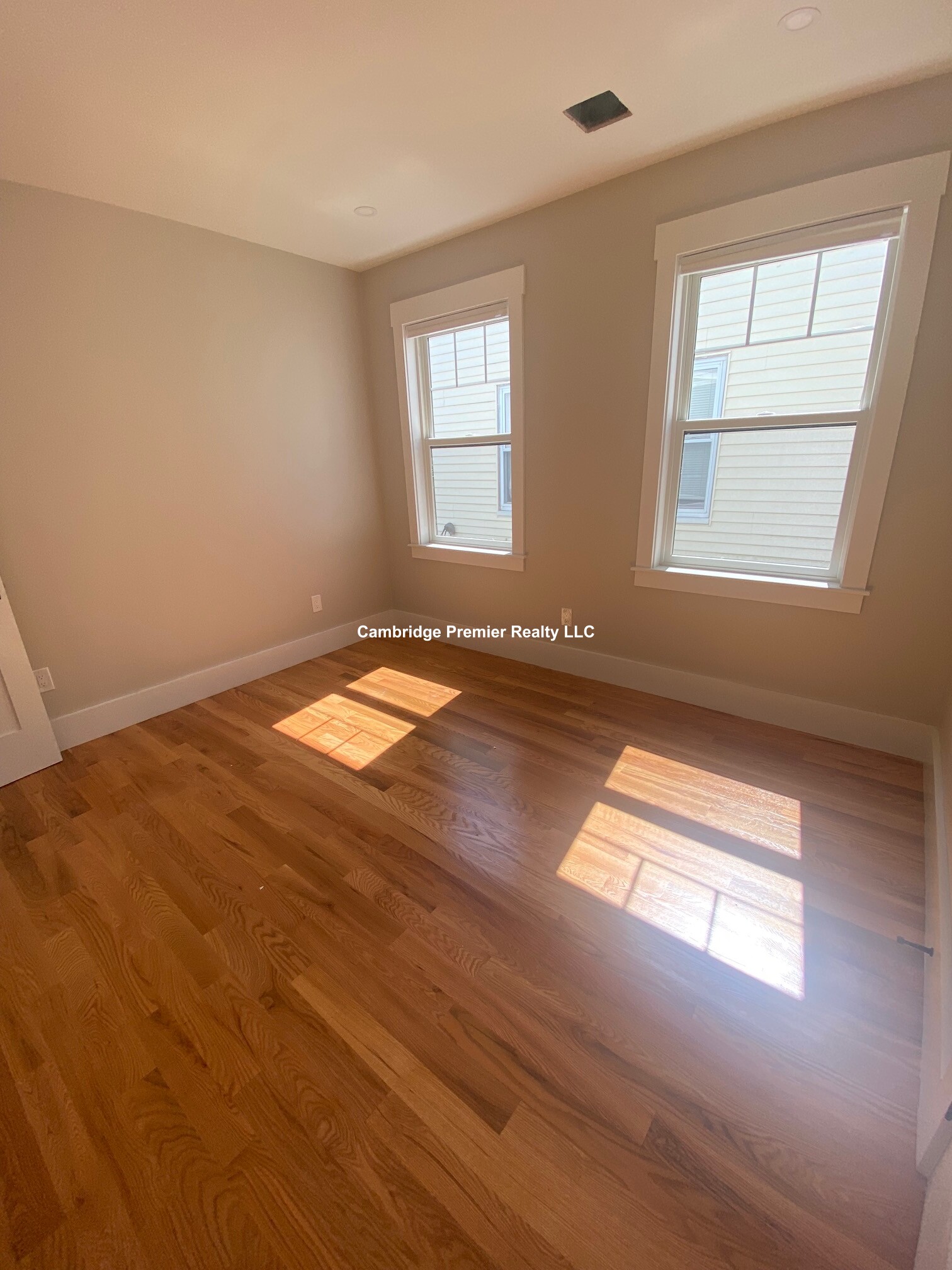 4 bed, 2 bath apartment for rent at 132 Central St Unit 3, Winter Hill — photo 22 of 32