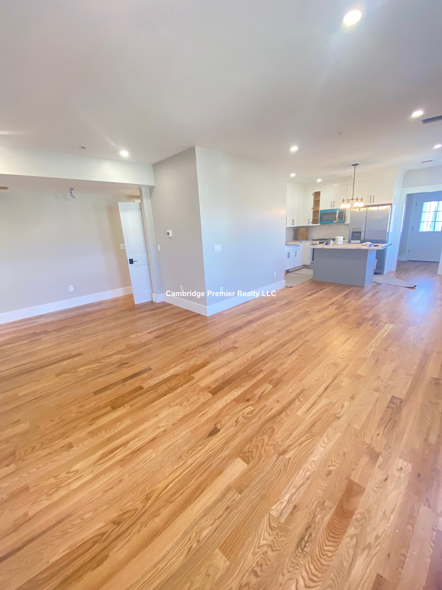 4 bed, 2 bath apartment for rent at 132 Central St Unit 3, Winter Hill — photo 16 of 32