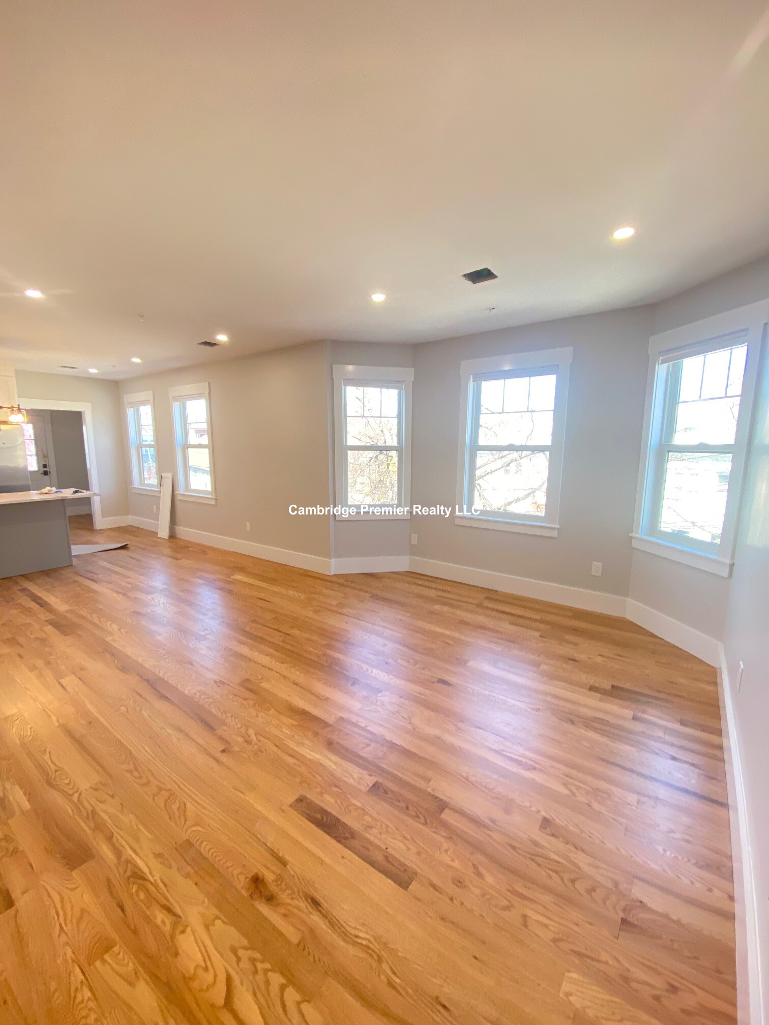 4 bed, 2 bath apartment for rent at 132 Central St Unit 3, Winter Hill — photo 1 of 32