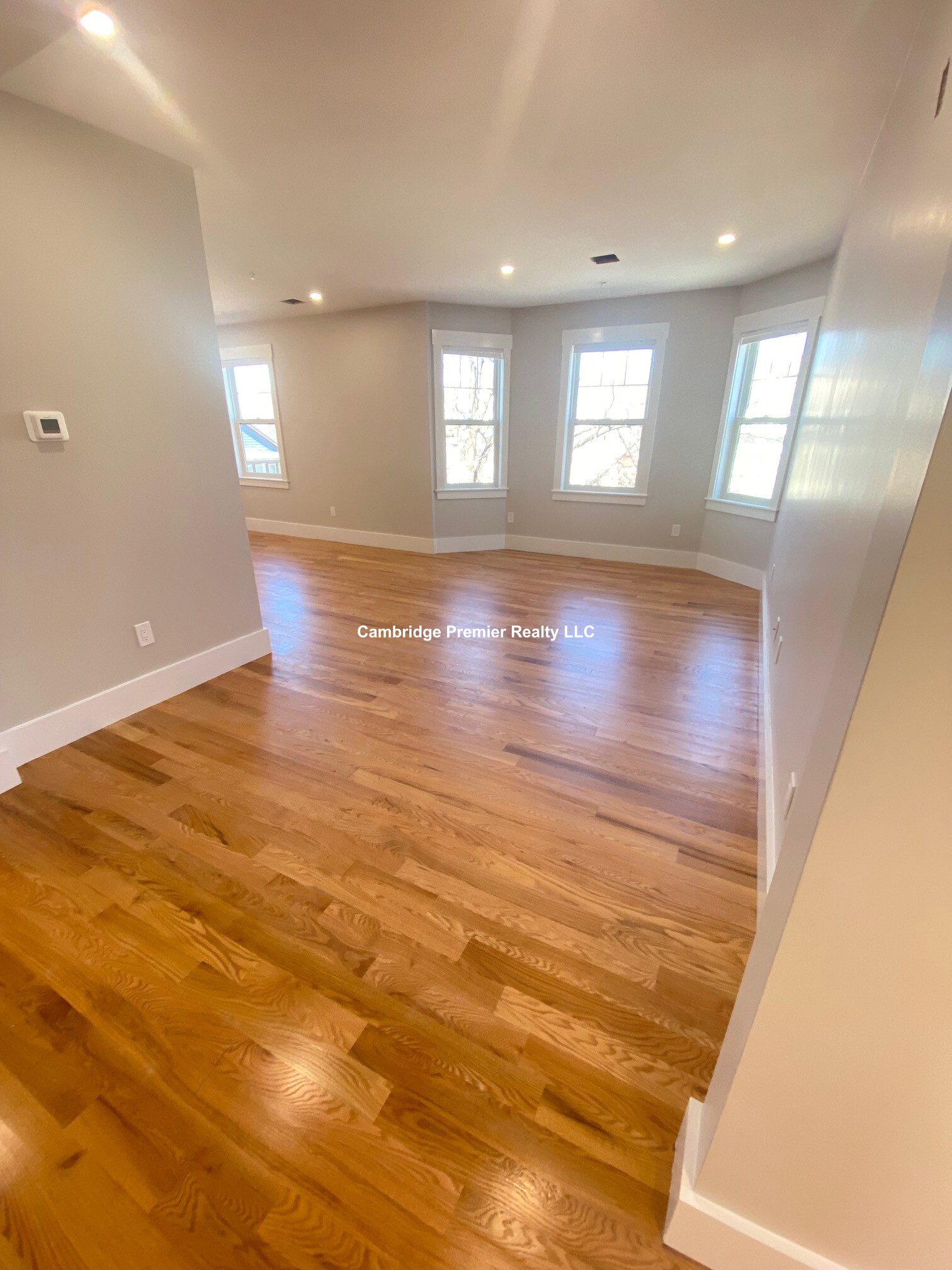 4 bed, 2 bath apartment for rent at 132 Central St Unit 3, Winter Hill — photo 4 of 32
