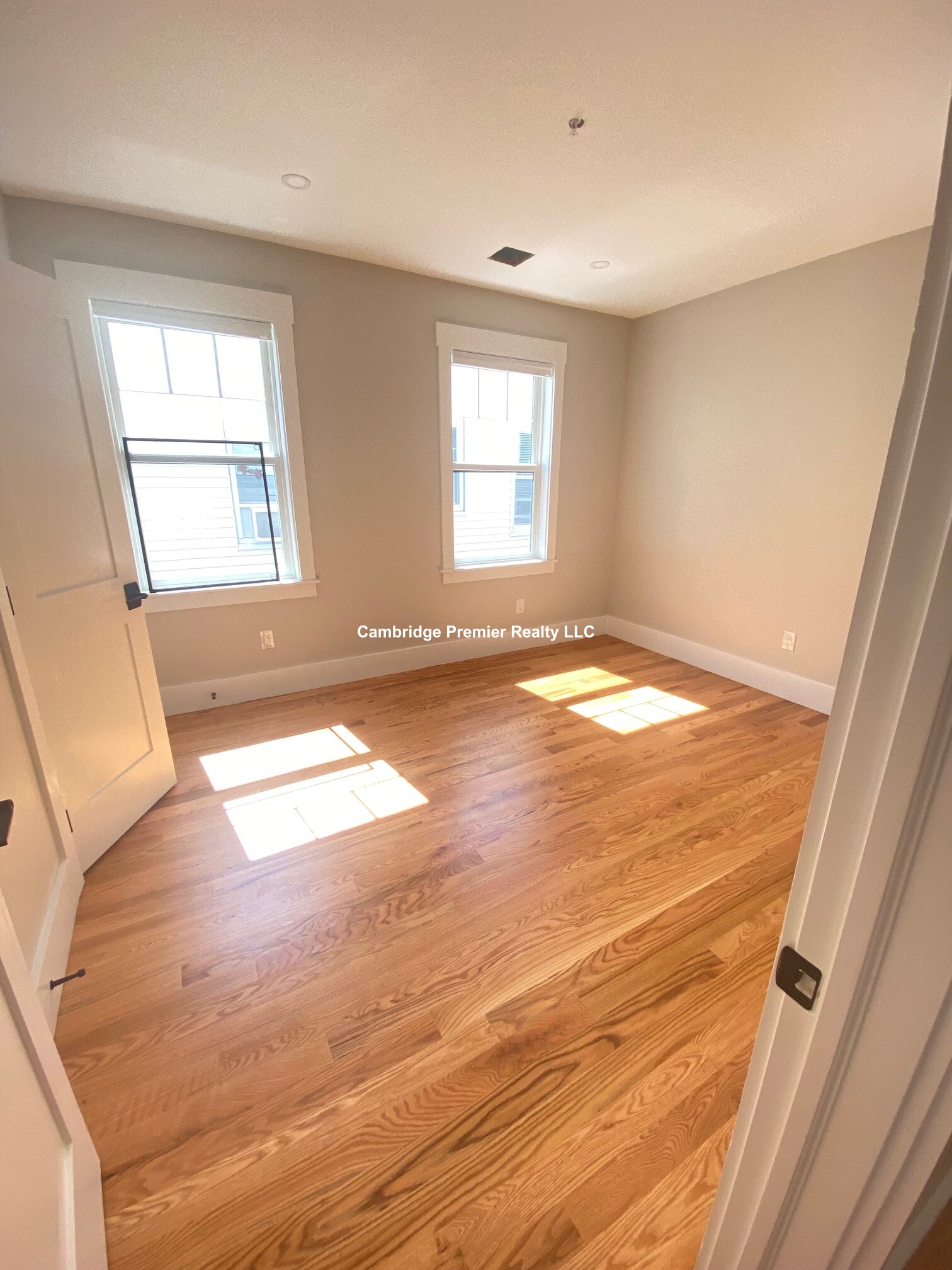 4 bed, 2 bath apartment for rent at 132 Central St Unit 3, Winter Hill — photo 24 of 32