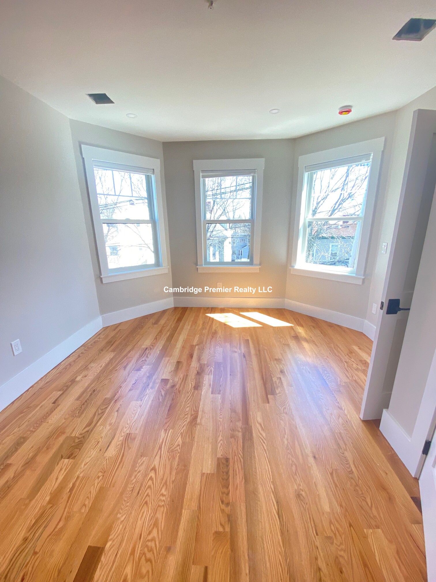 4 bed, 2 bath apartment for rent at 132 Central St Unit 3, Winter Hill — photo 19 of 32
