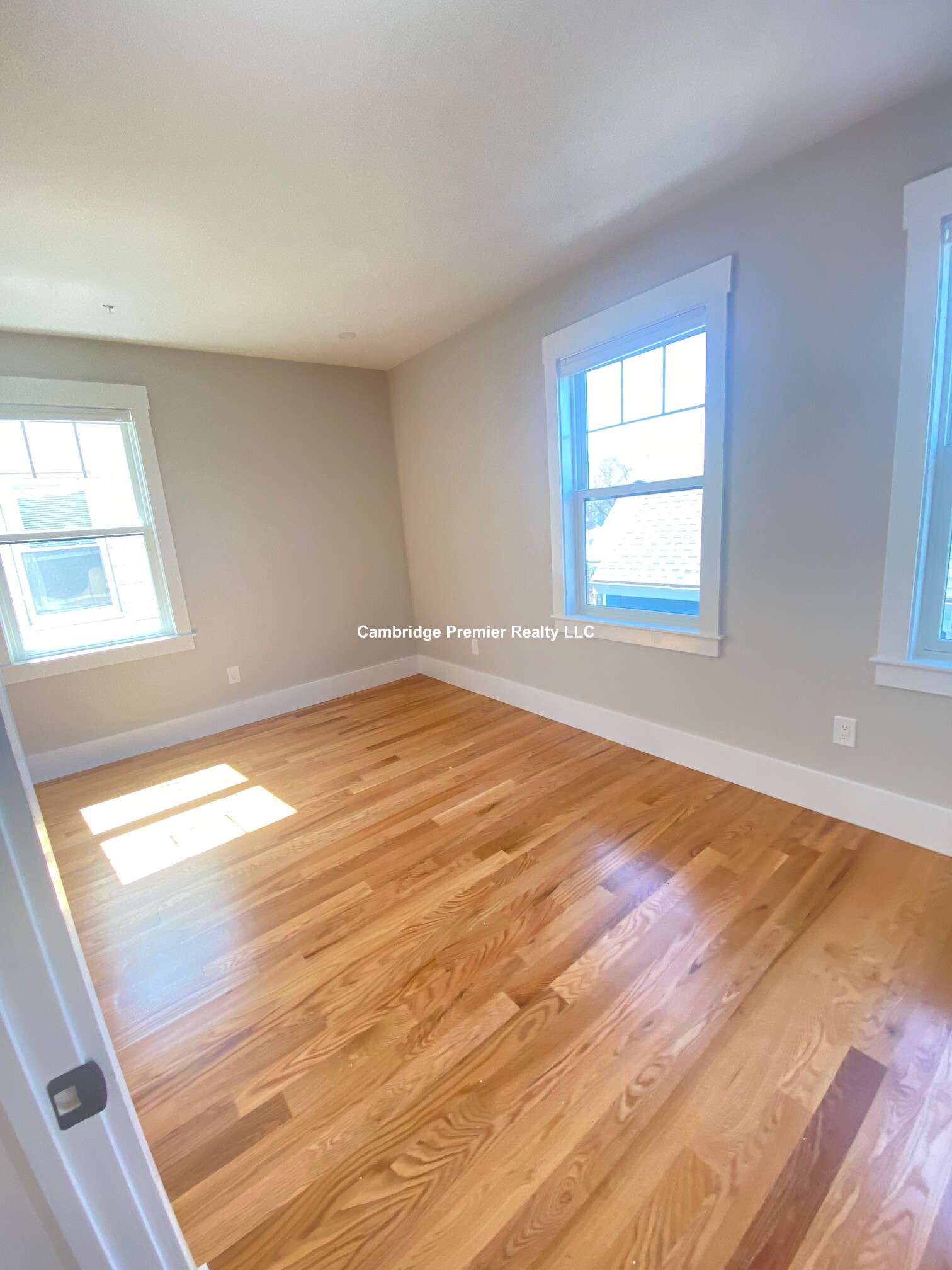 4 bed, 2 bath apartment for rent at 132 Central St Unit 3, Winter Hill — photo 29 of 32