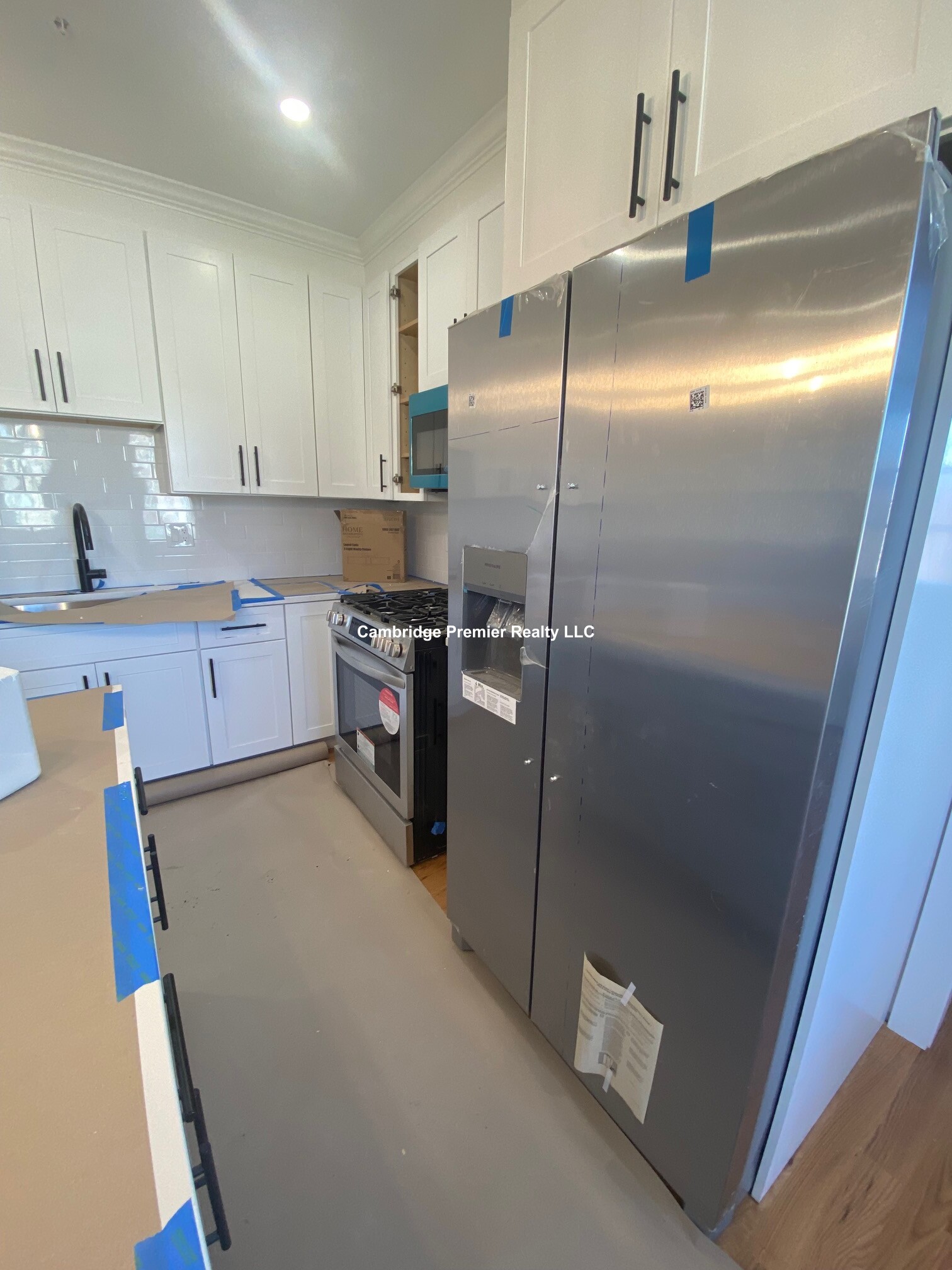 4 bed, 2 bath apartment for rent at 132 Central St Unit 3, Winter Hill — photo 9 of 32