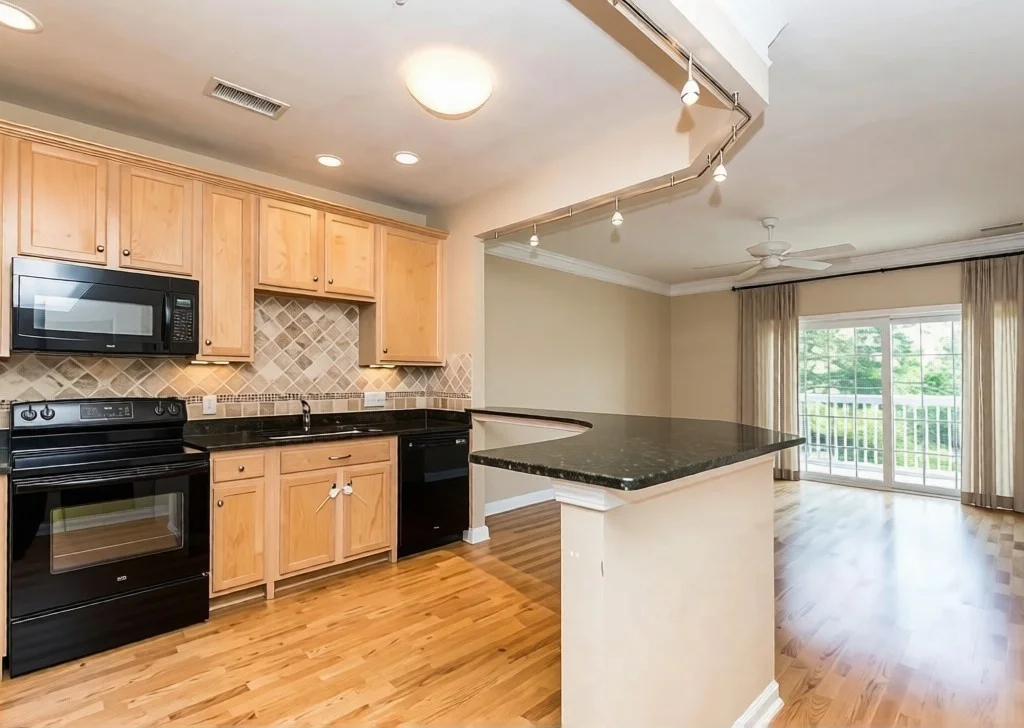 1 bed, 1 bath apartment for rent at 132 Clocktower Dr Unit 0, Waltham — photo 10 of 12