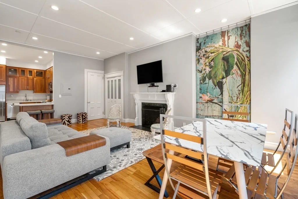 1 bed, 1 bath apartment for rent at 132 Commonwealth Ave Unit 8, Back Bay — photo 12 of 18