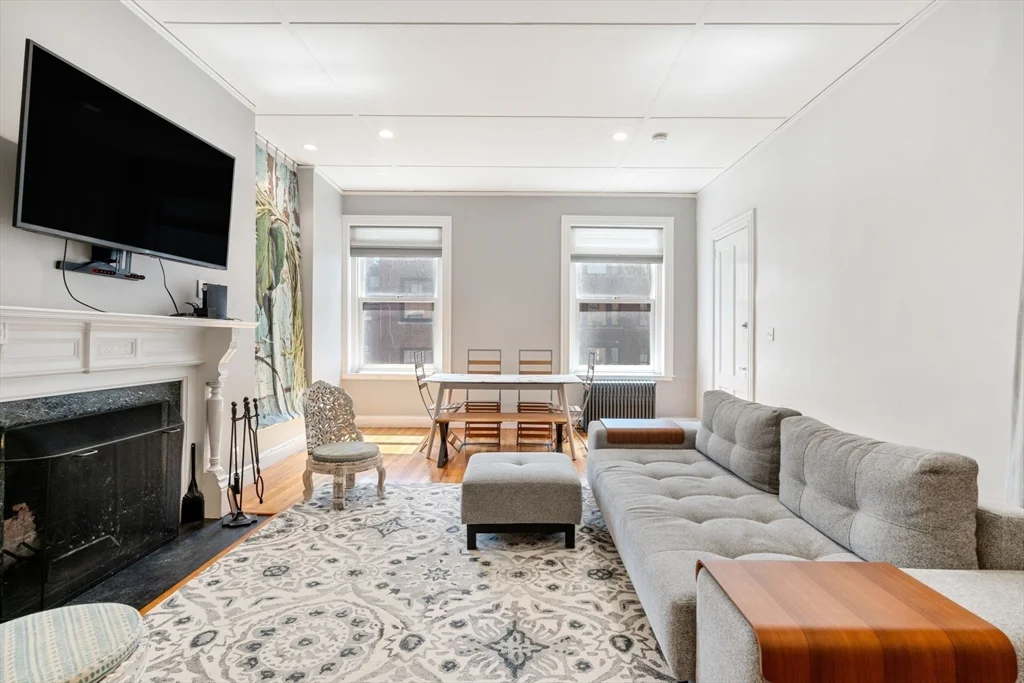 1 bed, 1 bath apartment for rent at 132 Commonwealth Ave Unit 8, Back Bay — photo 8 of 18