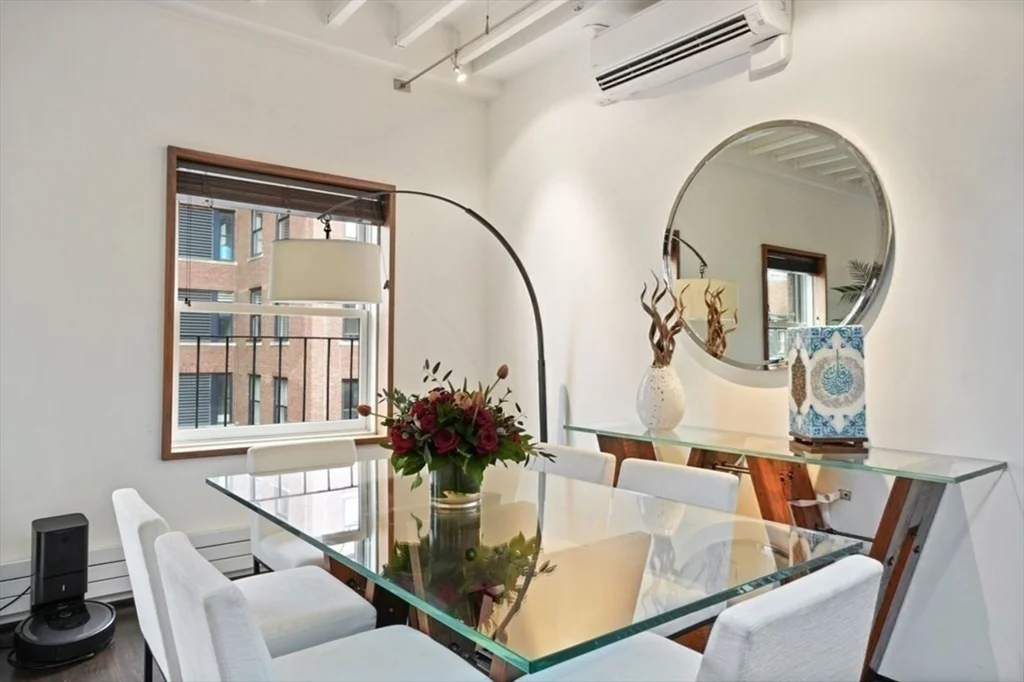 2 bed, 2 bath apartment for rent at 132 Commonwealth Unit 9PH, Back Bay — photo 7 of 27