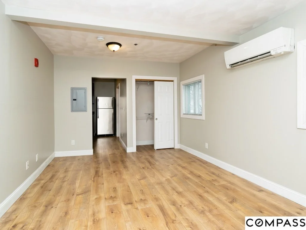 Studio bed, 1 bath apartment for rent at 132 Dolphin Ave Unit 1, Revere — photo 9 of 17