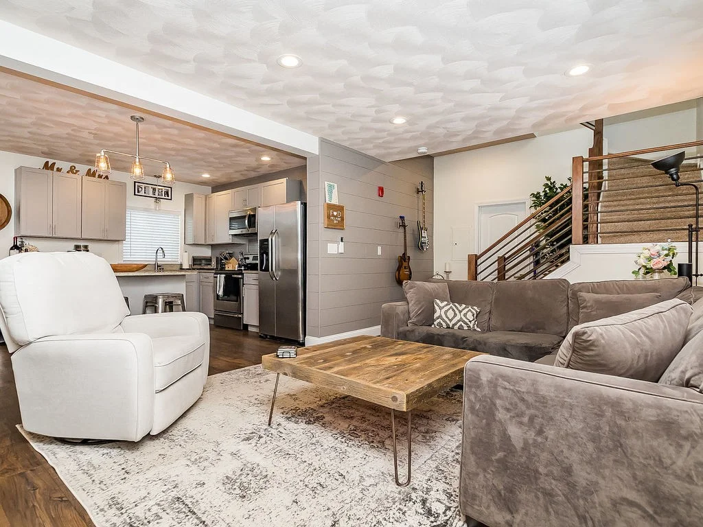 1 bed, 1 bath apartment for rent at 132 Dolphin Ave Unit 4, Beachmont — photo 5 of 21