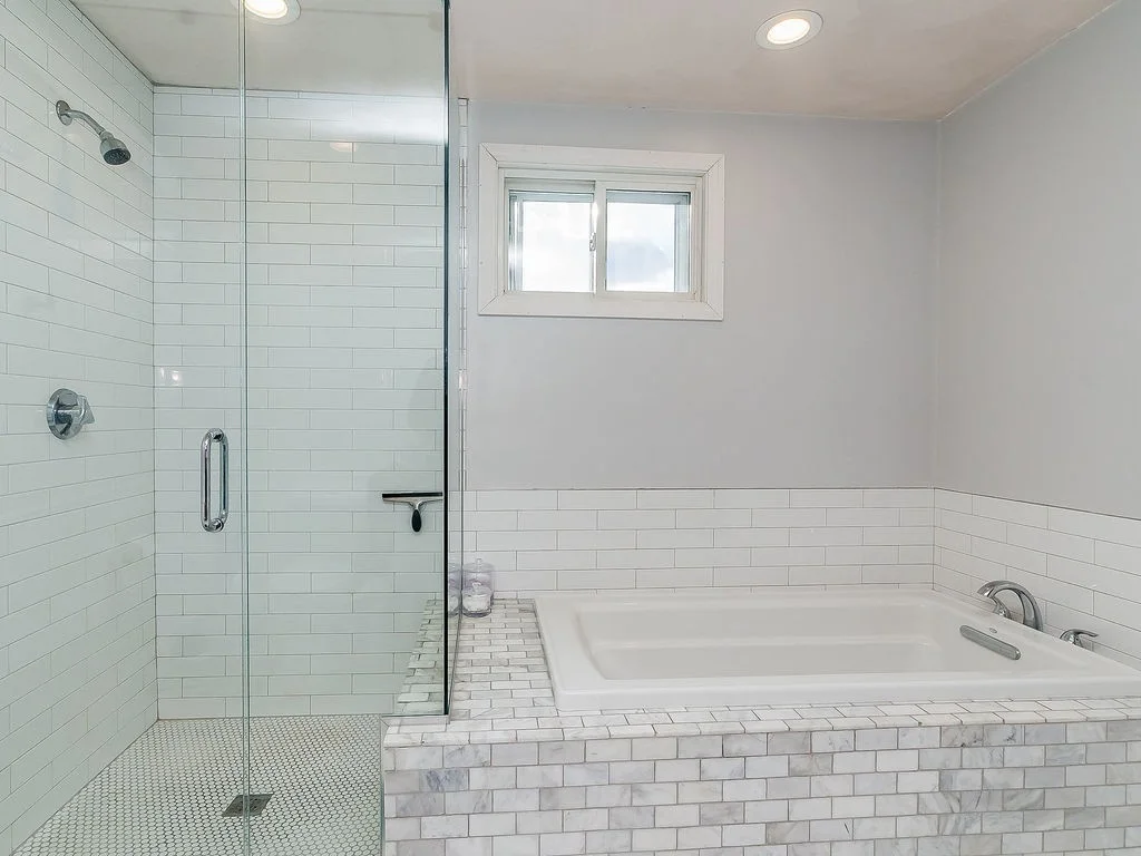1 bed, 1 bath apartment for rent at 132 Dolphin Ave Unit 4, Beachmont — photo 15 of 21