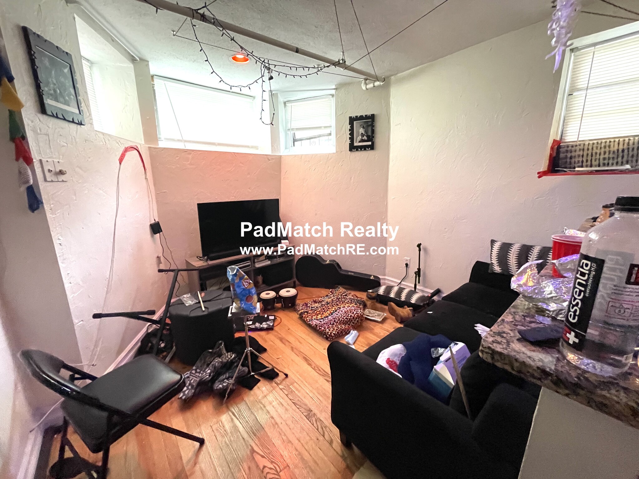 2 bed, 1 bath apartment for rent at 132 Hemenway St Unit B, Fenway — photo 3 of 14
