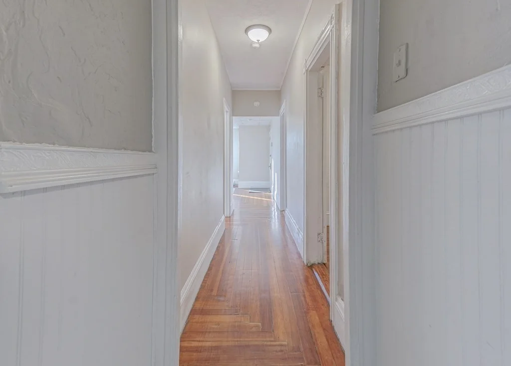 3 bed, 1 bath apartment for rent at 132 Hyde Park Ave Unit 2, Jamaica Plain — photo 5 of 10