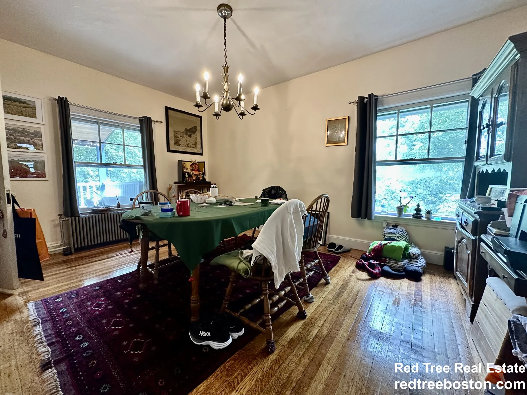 4 bed, 2 bath apartment for rent at 132 Kilsyth Rd Unit 2, Brighton — photo 3 of 19
