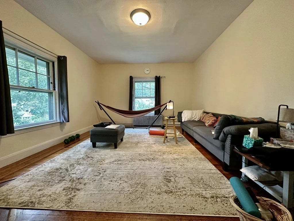 4 bed, 2 bath apartment for rent at 132 Kilsyth Unit 132, Boston — photo 2 of 19