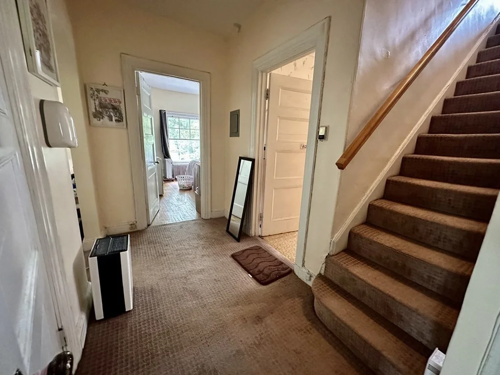 4 bed, 2 bath apartment for rent at 132 Kilsyth Unit 132, Boston — photo 11 of 19