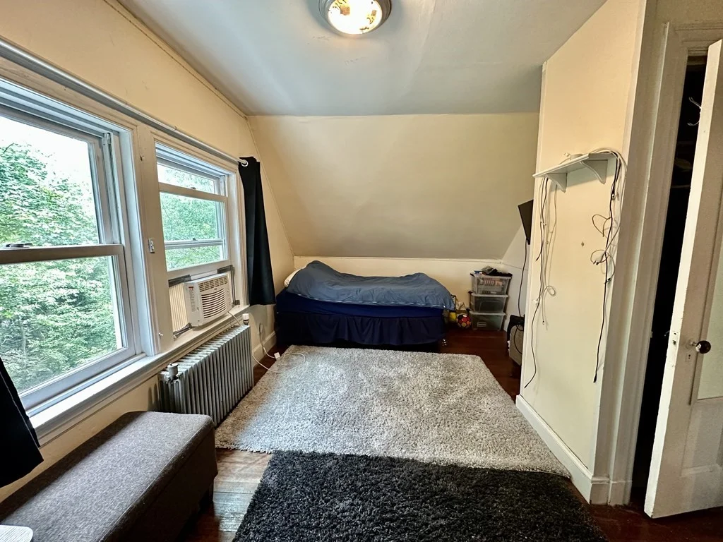 4 bed, 2 bath apartment for rent at 132 Kilsyth Unit 132, Boston — photo 13 of 19