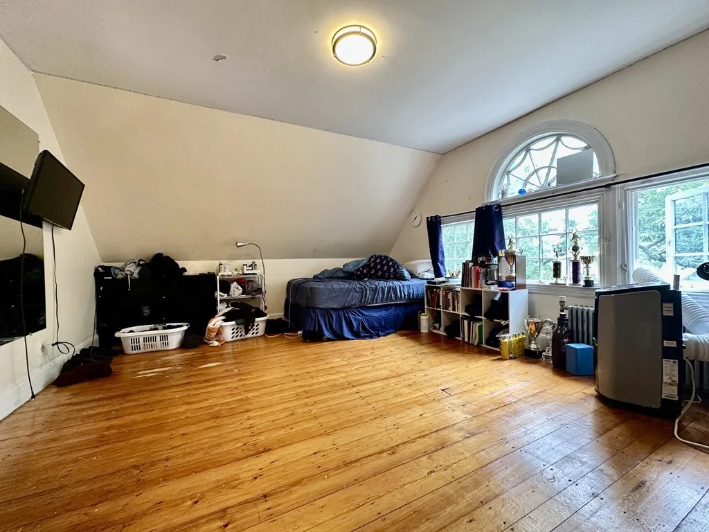 4 bed, 2 bath apartment for rent at 132 Kilsyth Unit 132, Boston — photo 18 of 19