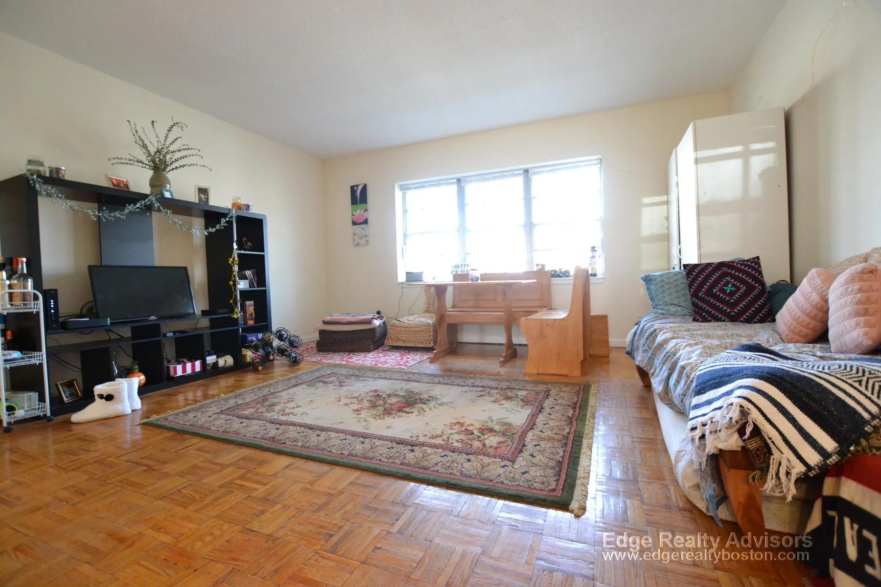 3 bed, 2 bath apartment for rent at 132 Lake Shore Rd Unit 2, Brighton
