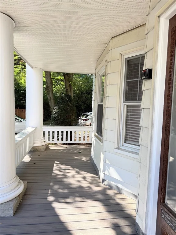 3 bed, 2 bath apartment for rent at 132 Middlesex Rd Unit 1, Chestnut Hill — photo 3 of 24