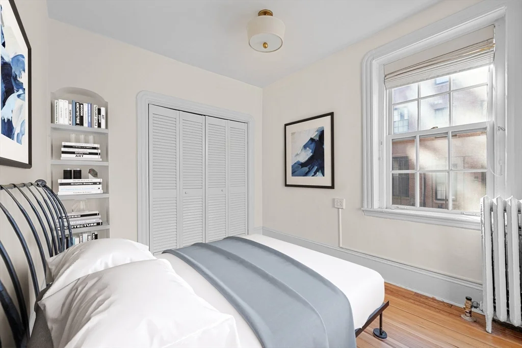 2 bed, 1 bath apartment for rent at 132 Myrtle St Unit 2, Beacon Hill — photo 10 of 15