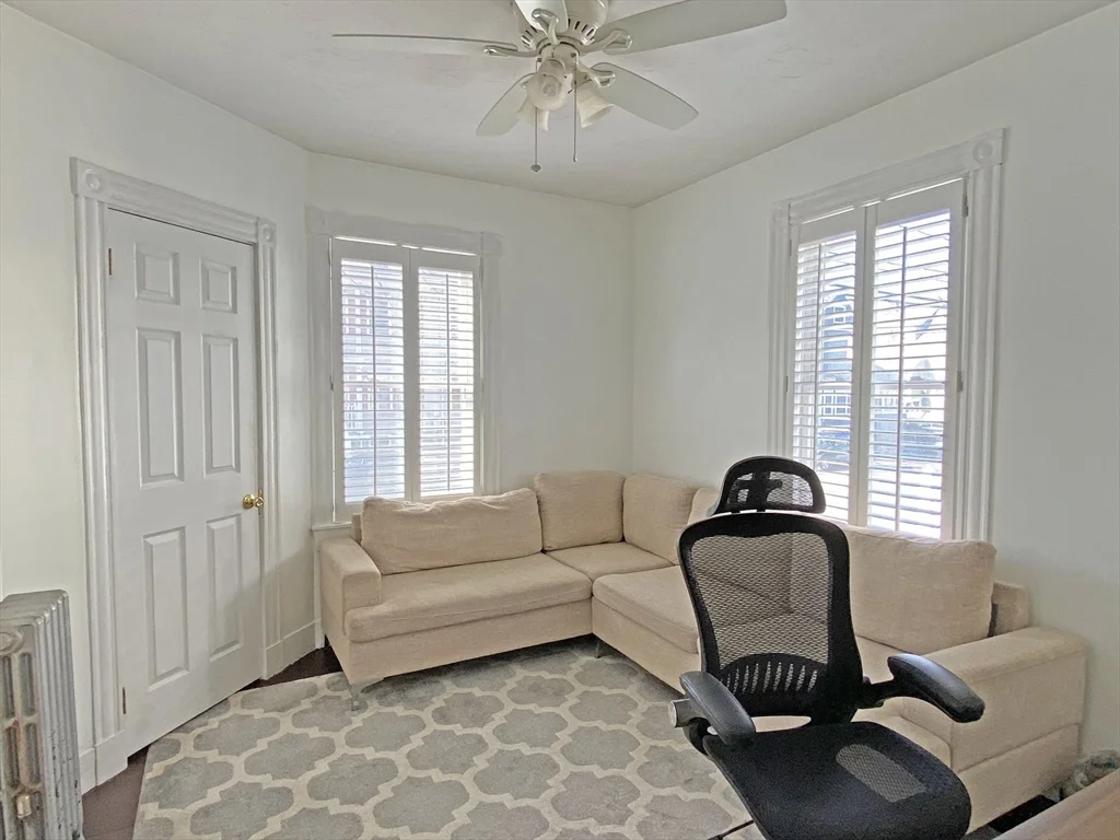 2 bed, 1 bath apartment for rent at 132 Myrtle St Unit 2, South Side — photo 8 of 14