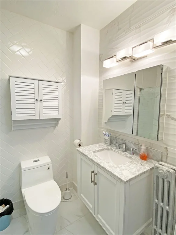 2 bed, 1 bath apartment for rent at 132 Myrtle St Unit 2, South Side — photo 13 of 14