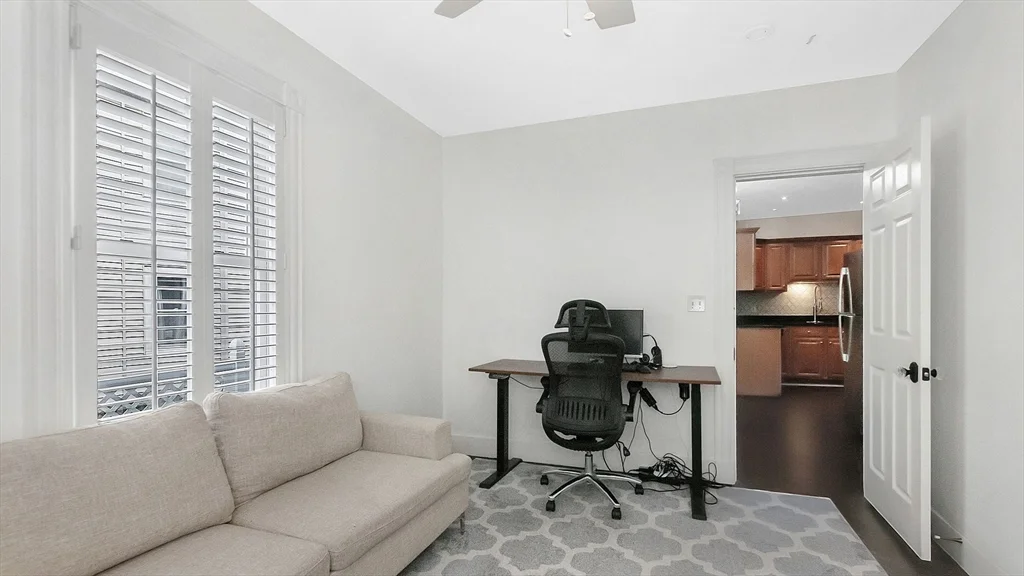2 bed, 1 bath apartment for rent at 132 Myrtle St Unit 2, South Side — photo 9 of 14