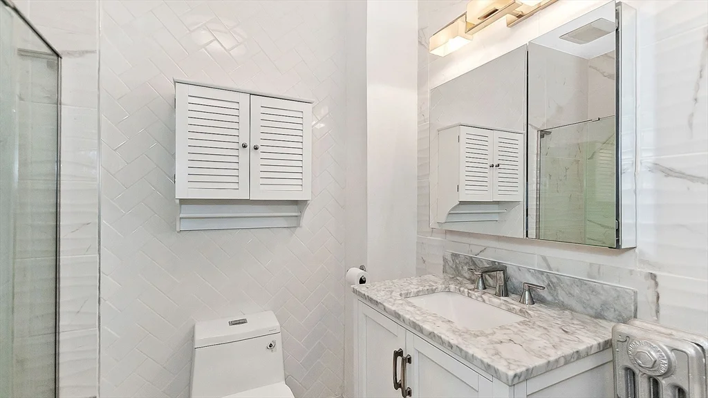 2 bed, 1 bath apartment for rent at 132 Myrtle St Unit 2, South Side — photo 12 of 14