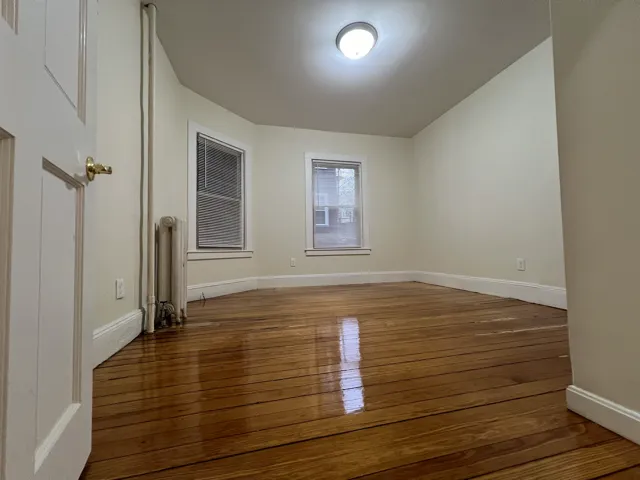 2 bed, 1 bath apartment for rent at 132 Oxford St Unit 3, Baldwin — photo 16 of 20