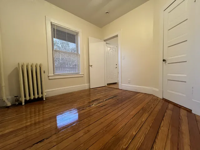 2 bed, 1 bath apartment for rent at 132 Oxford St Unit 3, Baldwin — photo 13 of 20
