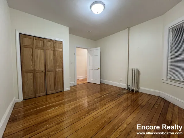 2 bed, 1 bath apartment for rent at 132 Oxford St Unit 3, Baldwin — photo 8 of 20