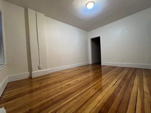2 bed, 1 bath apartment for rent at 132 Oxford St Unit 3, Baldwin — photo 14 of 20