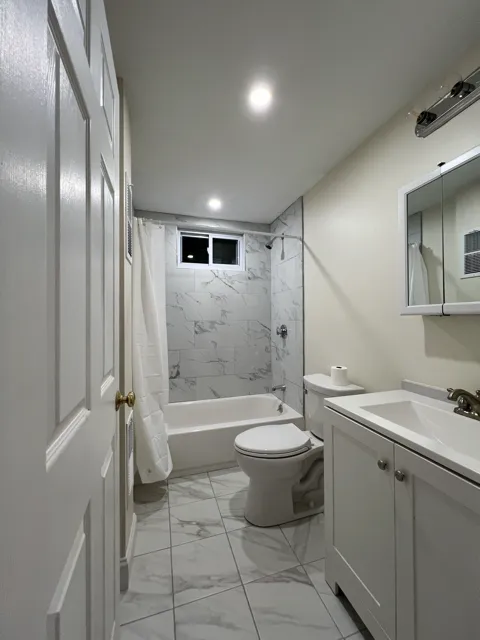 2 bed, 1 bath apartment for rent at 132 Oxford St Unit 3, Baldwin — photo 11 of 20