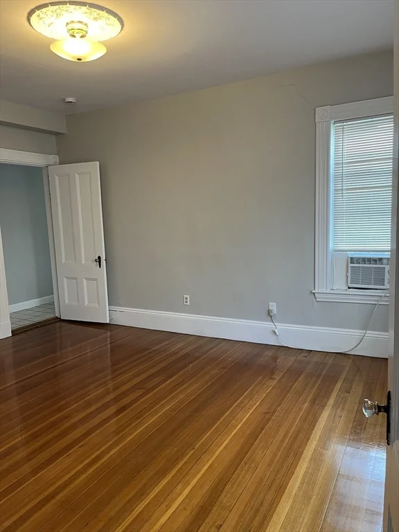 5 bed, 2 bath apartment for rent at 132 Riverside St Unit 132, Watertown — photo 4 of 10