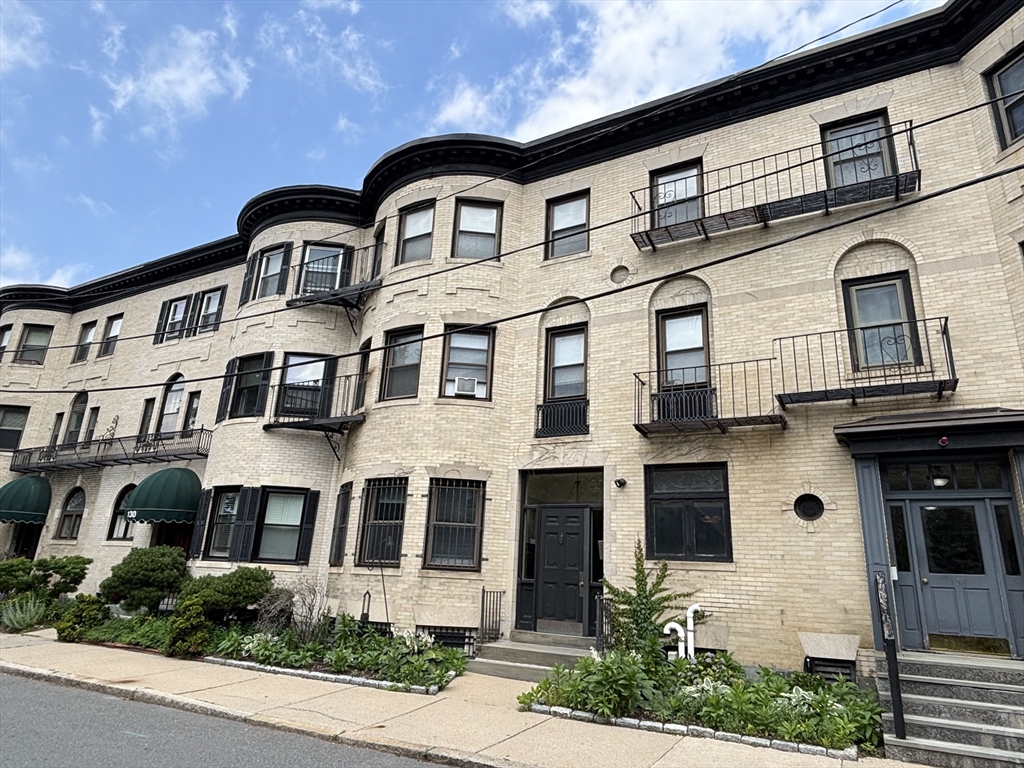1 bed, 1 bath apartment for rent at 132 Saint Mary's St Unit 1, Fenway — photo 12 of 13