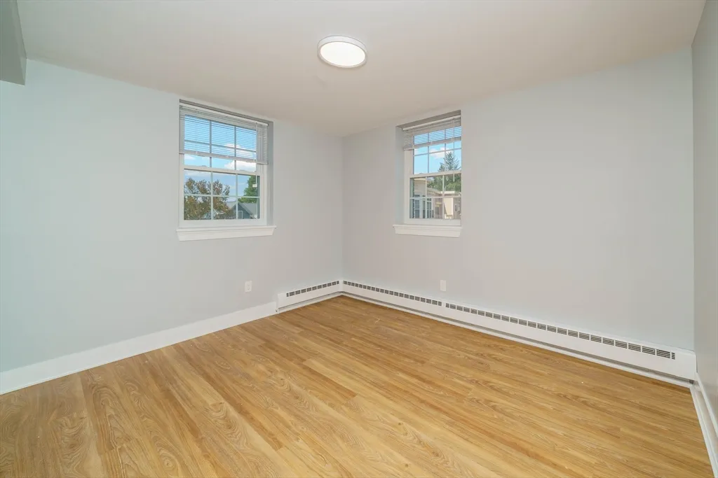 2 bed, 1 bath apartment for rent at 132 Sherman St Unit 9, Neighborhood Nine — photo 13 of 23
