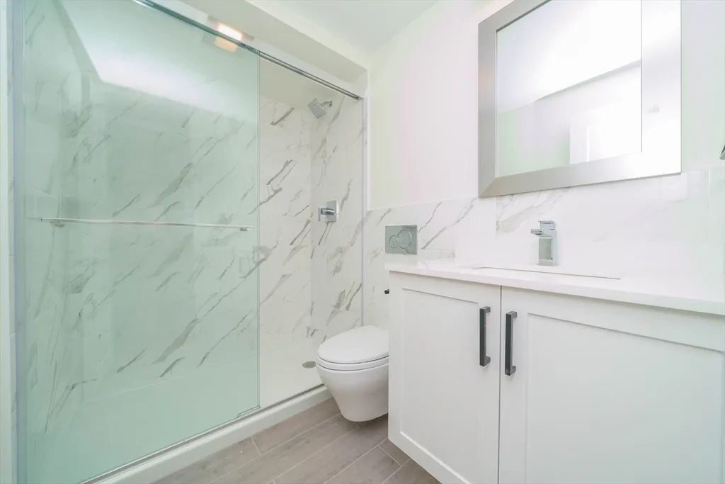 2 bed, 1 bath apartment for rent at 132 Sherman St Unit 9, Neighborhood Nine — photo 8 of 23