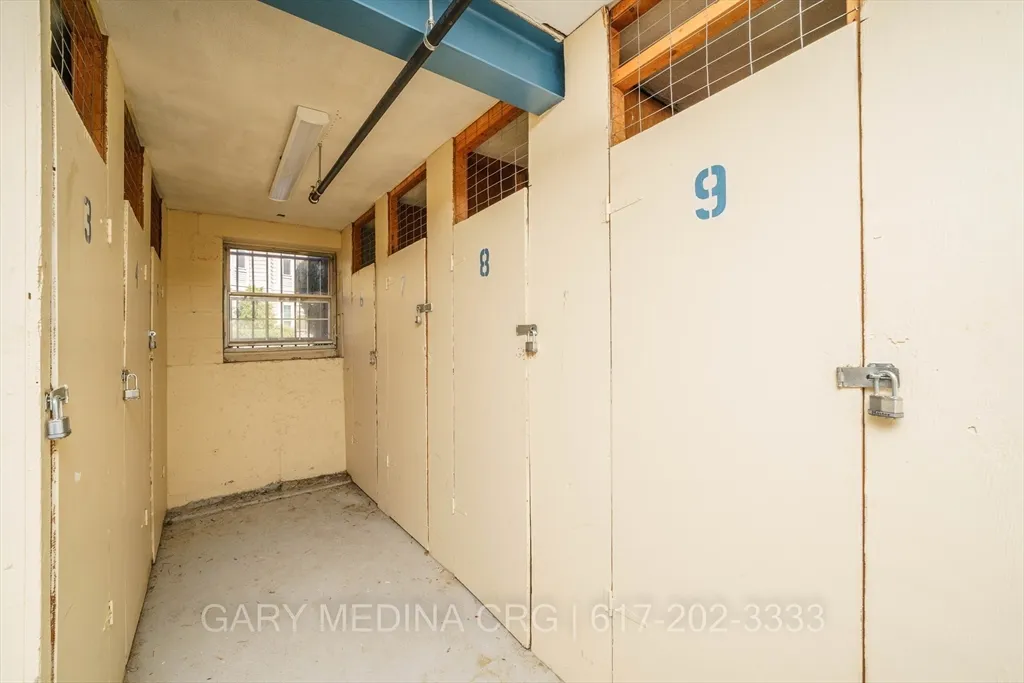 2 bed, 1 bath apartment for rent at 132 Sherman St Unit 9, Neighborhood Nine — photo 17 of 23