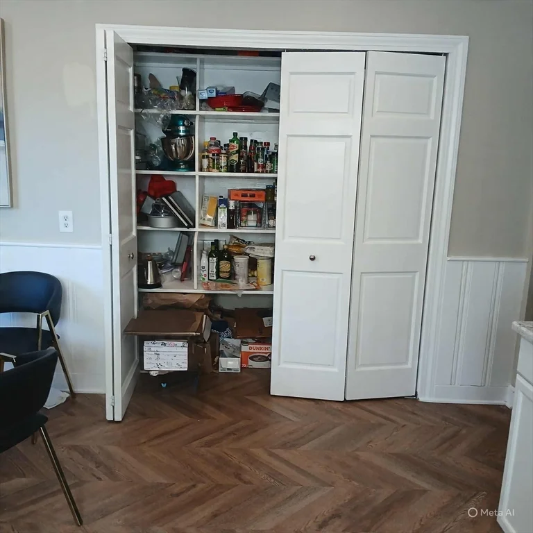4 bed, 2 bath apartment for rent at 132 Thorndike St Unit 2, Coolidge Corner — photo 8 of 25